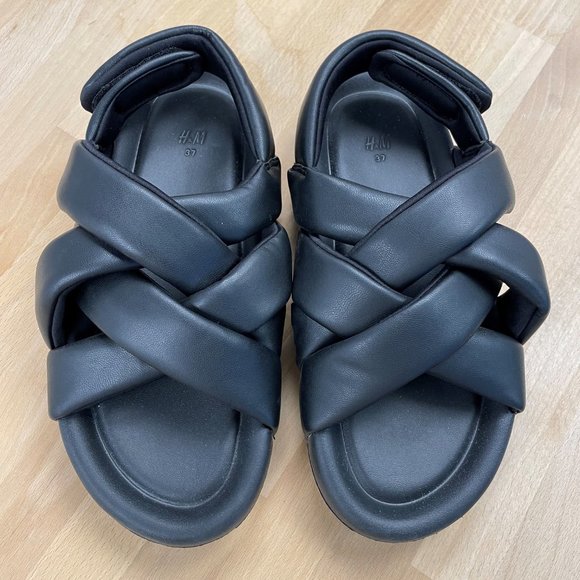 H&M Chunky Sandals (Black) - Picture 4 of 5